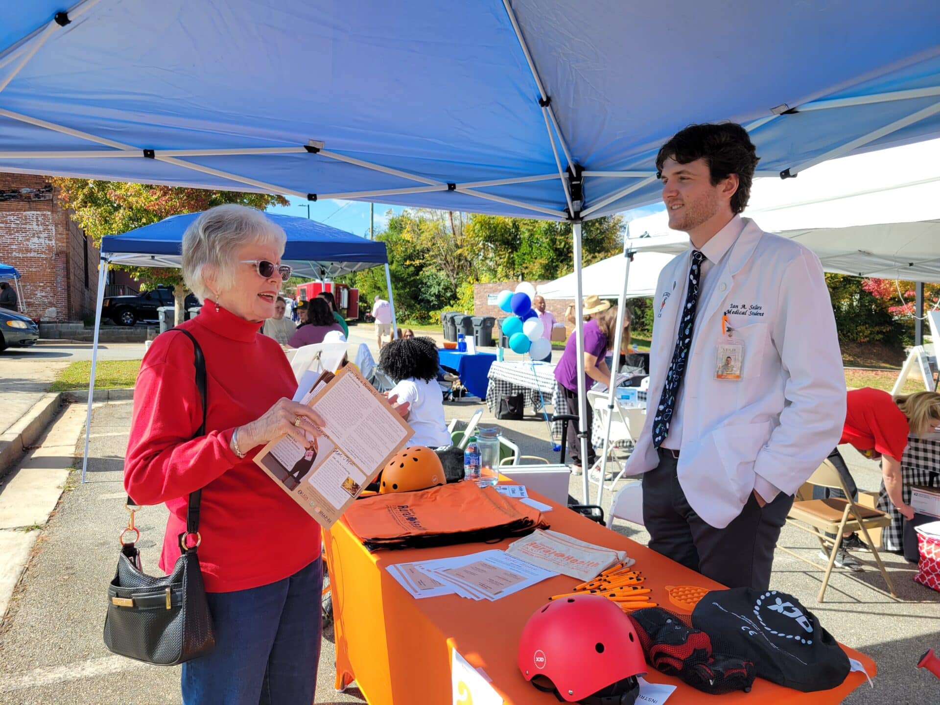 med student at health fair