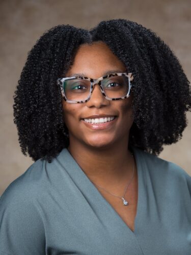 Kelly Rodgers headshot
